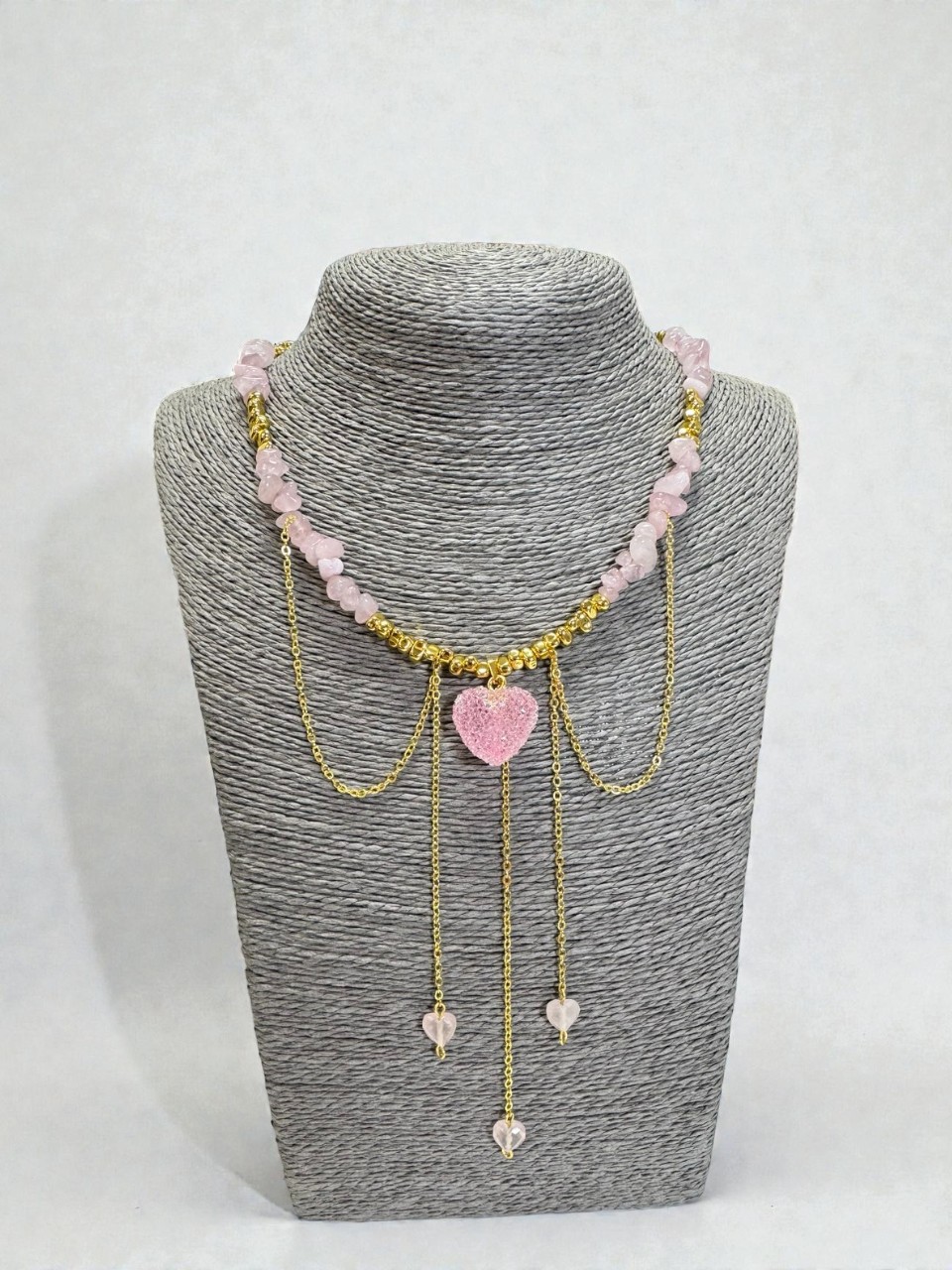 Чокер " Розовое сердце "