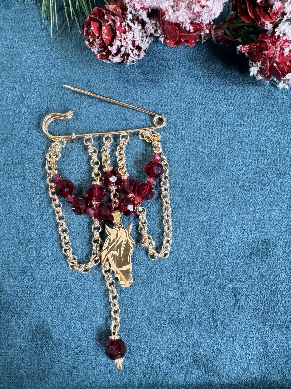 Брошь "Лошадь"